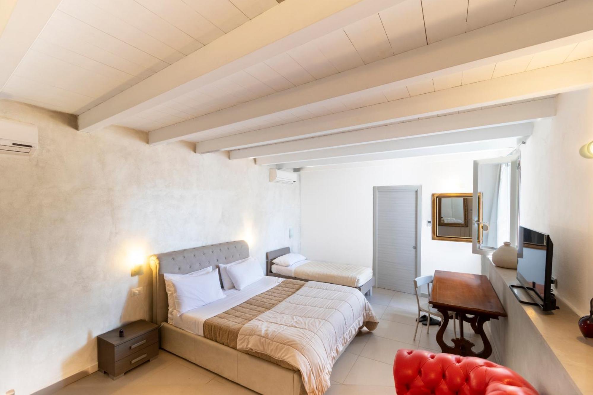 Palazzo Cavour Bed & Breakfast Lecce Bagian luar foto