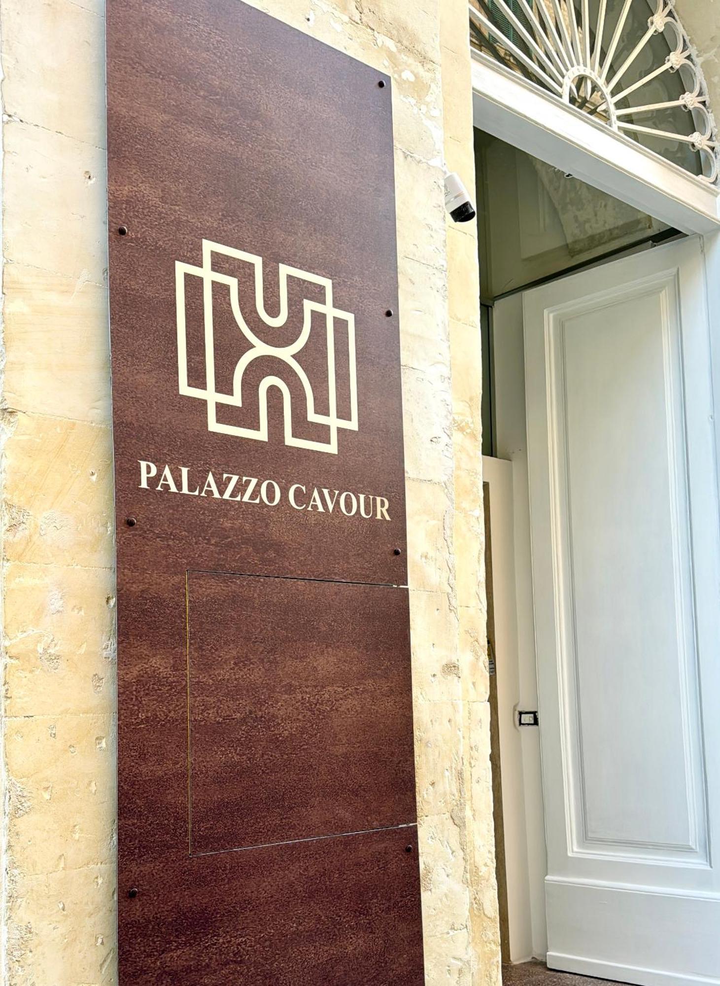 Palazzo Cavour Bed & Breakfast Lecce Bagian luar foto